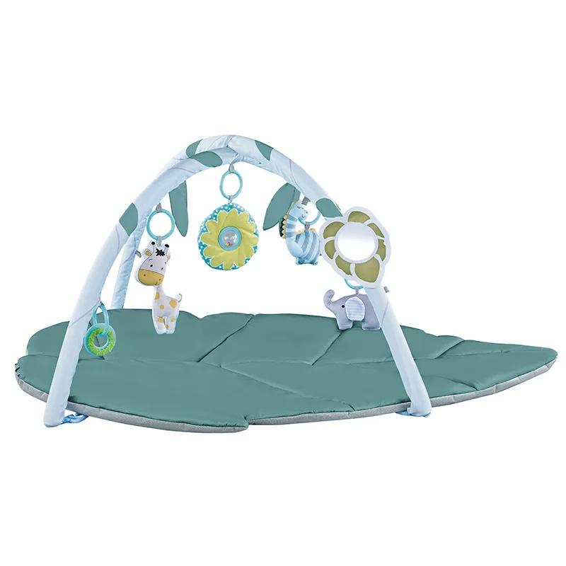 Tapis d'éveil pour bébé avec arche d'activités, coussin, livre en tissu et jouets suspendus