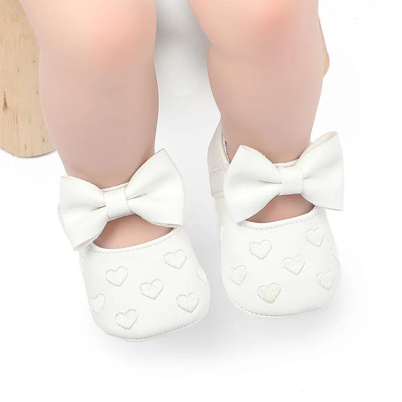 Chaussures bébé robe classique mignon nœud papillon coeur anti-dérapant semelle souple premiers marc