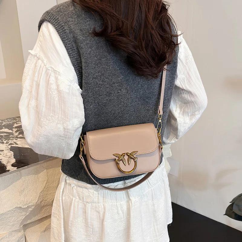 2026 Sac à bandoulière pour femme, couleur unie, sac à bandoulière, design compact, petit sac carré 