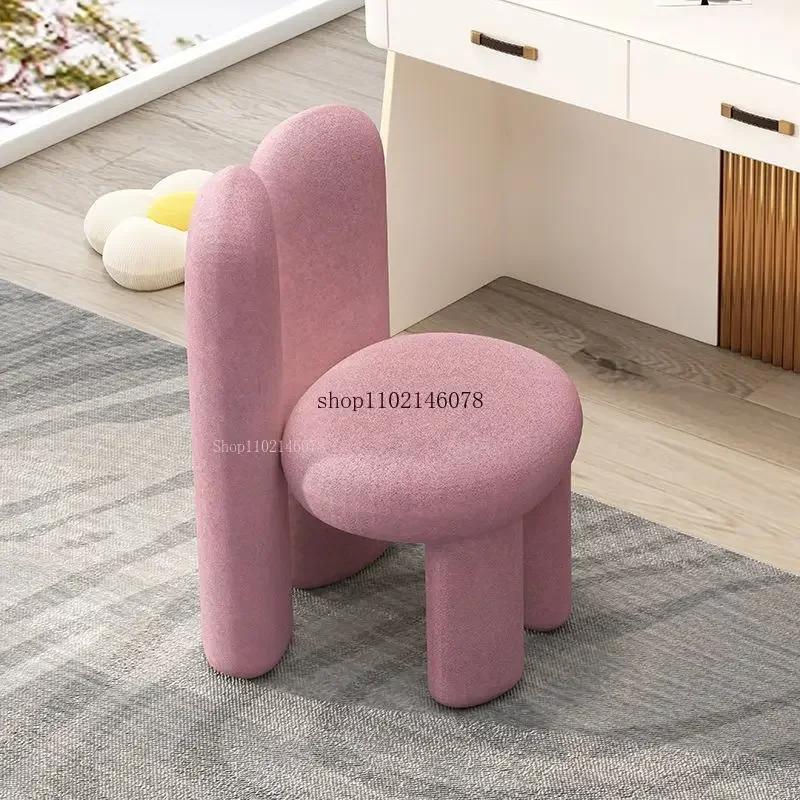 Nordique moderne Simple chambre coiffeuse ménage crème salle à manger chaise lumière luxe maquillage