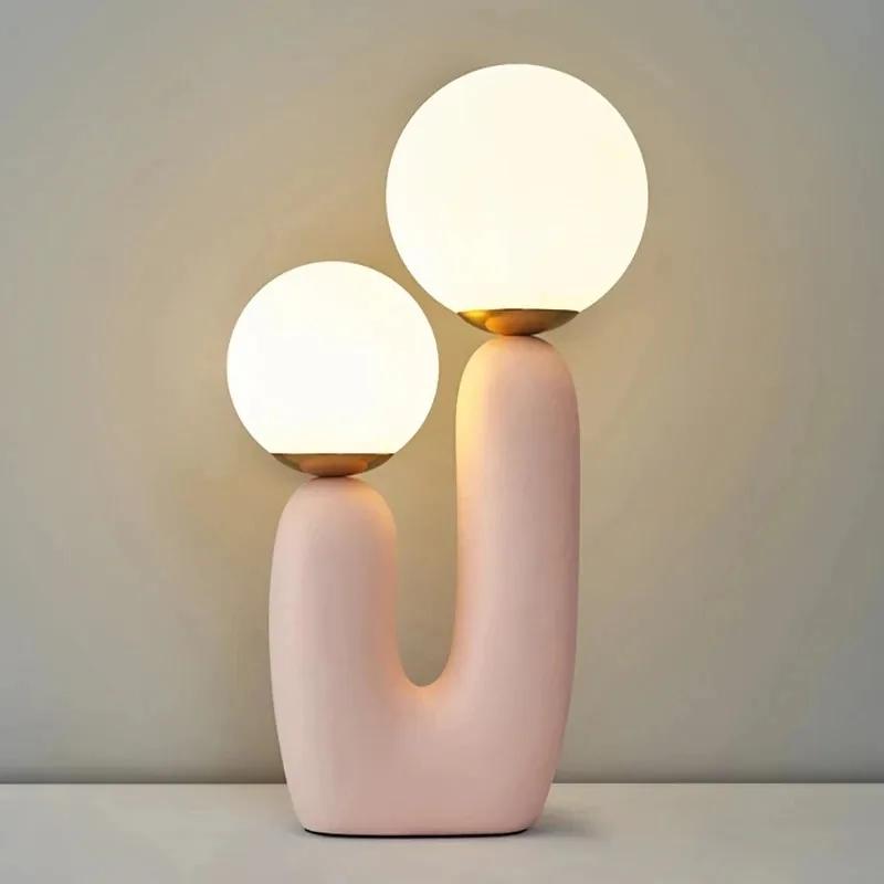Lampe de table en verre d'art nordique moderne, lampe de tête de lit en résine pour chambre à couche