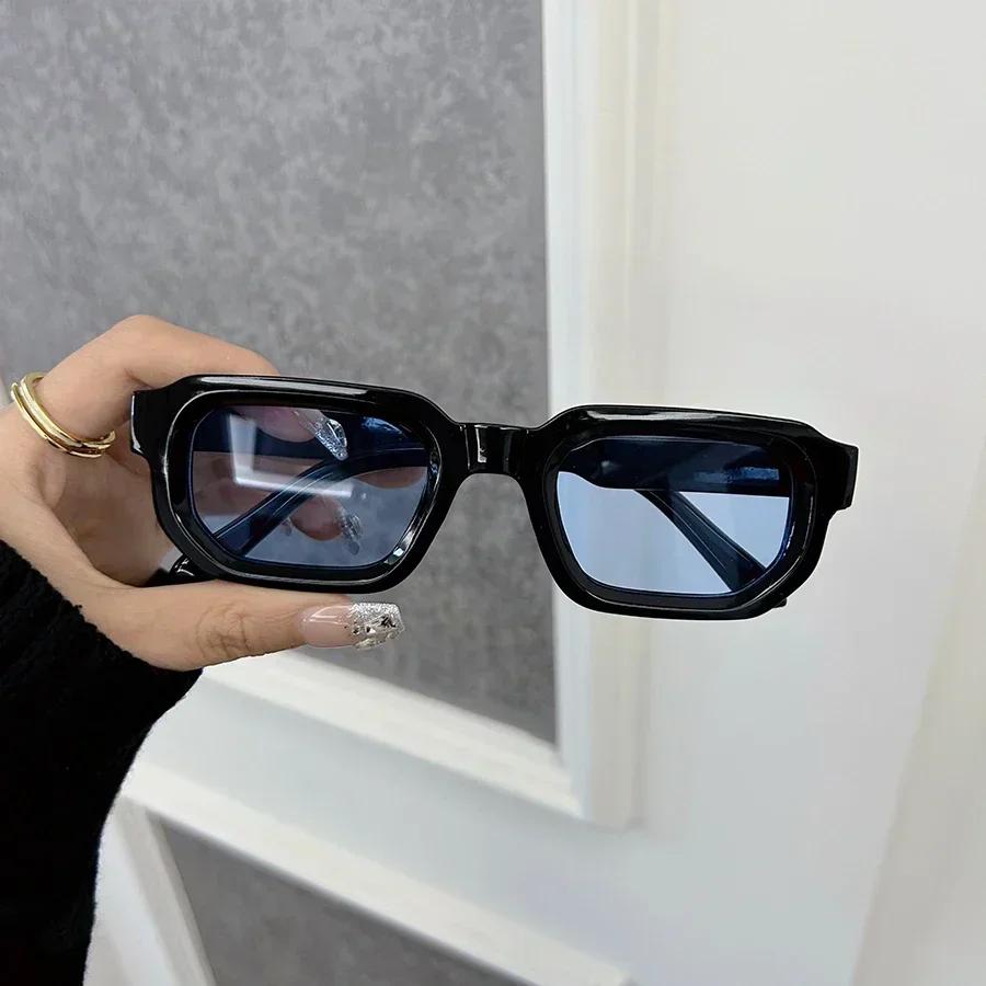 Luxueux Rectangle lunettes de soleil femmes hommes marque de mode concepteur décontracté lunettes de