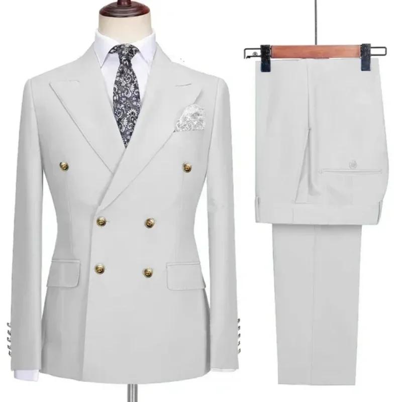 Costume croisé pour occasions formelles, boutons dorés, tenue homme pour mariages, dîners et soirées