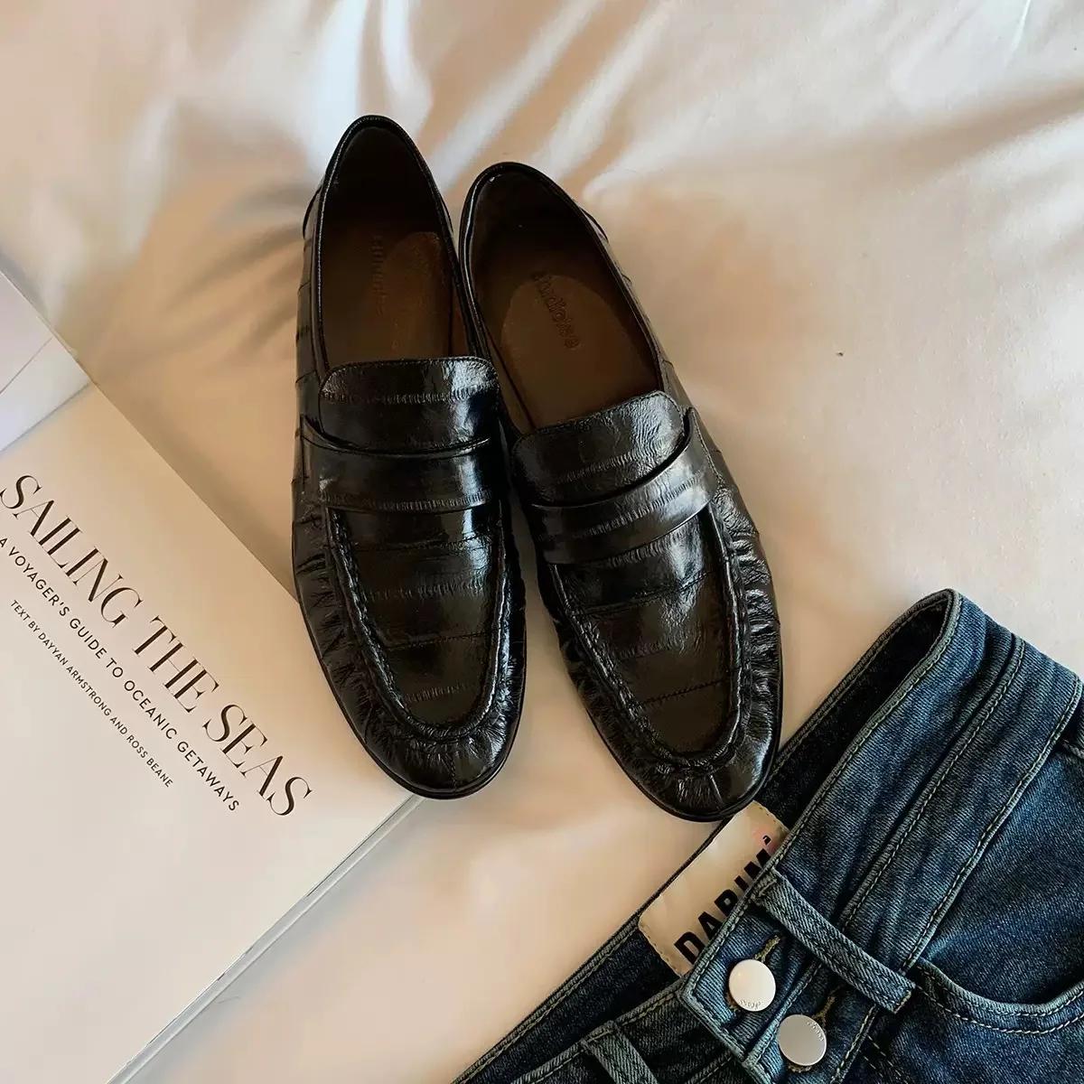 Mocassins en daim pour femmes, chaussures plates décontractées à enfiler, confortables, à talon bas,