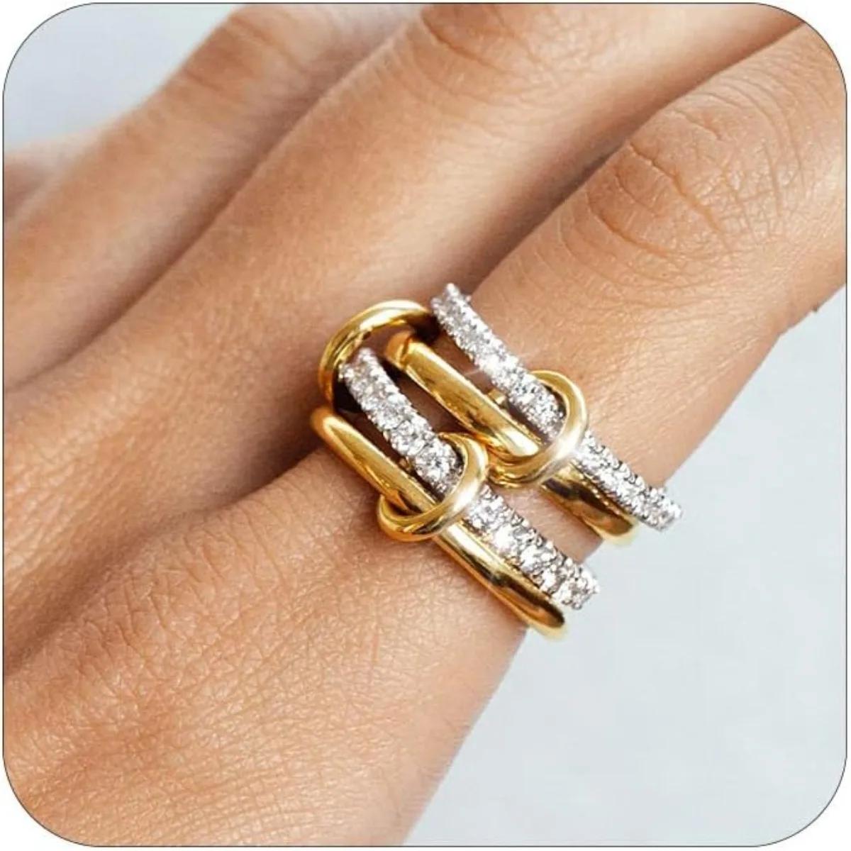 Une Niche bague de bijoux en cuivre bicolore à quatre anneaux, hypoallergénique, Style Ins, artefact
