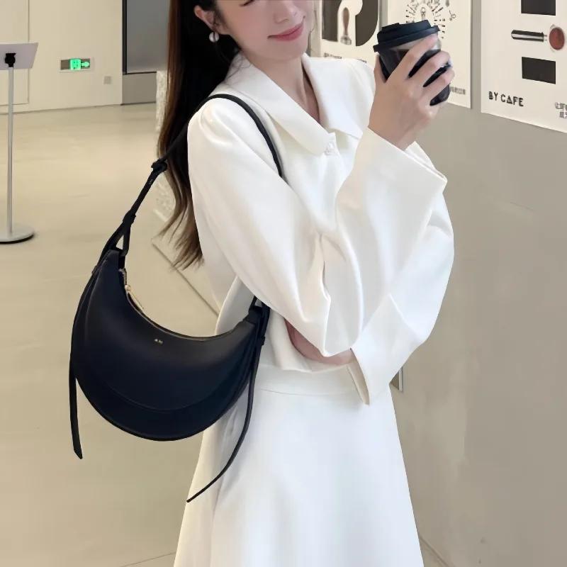 Sac croissant tendance femme JW PEI Printemps-Automne 2026, sac sous le bras, sac à bandoulière haut