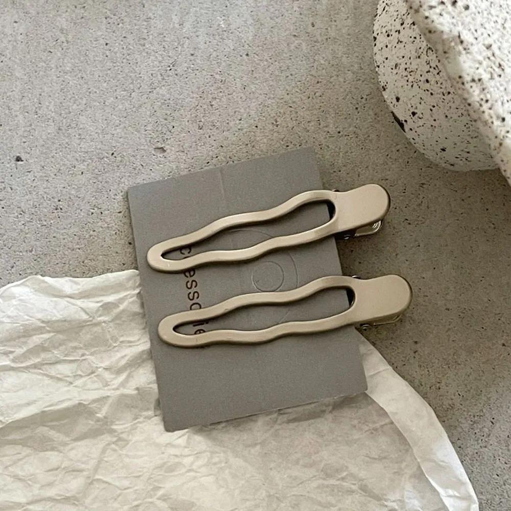 Pince à cheveux en métal argenté, 2 pièces, ligne ondulée, avec alliage creux géométrique, pinces à 
