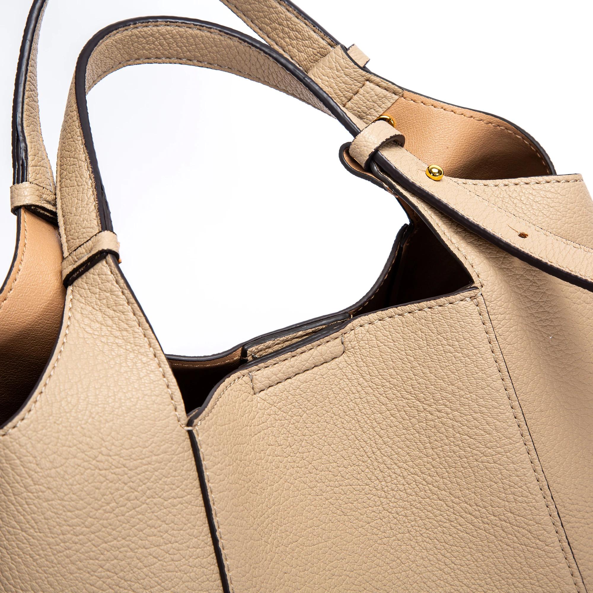 Sac fourre-tout pour femme 2026, nouveau sac à main noir simple grande capacité, sac de navetteur po