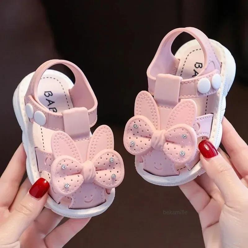 Nouvelles sandales d'été antidérapantes pour filles, avec semelles souples et Design léger, parfaite