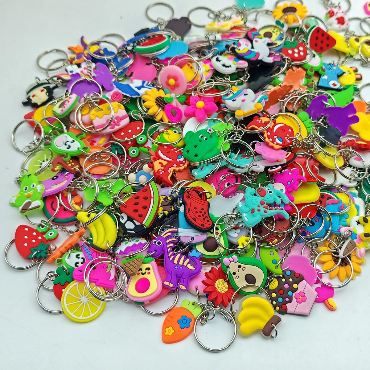 Porte-clés de dessin animé de style aléatoire, 40 pièces (mélange), ornement, portefeuille, pendenti