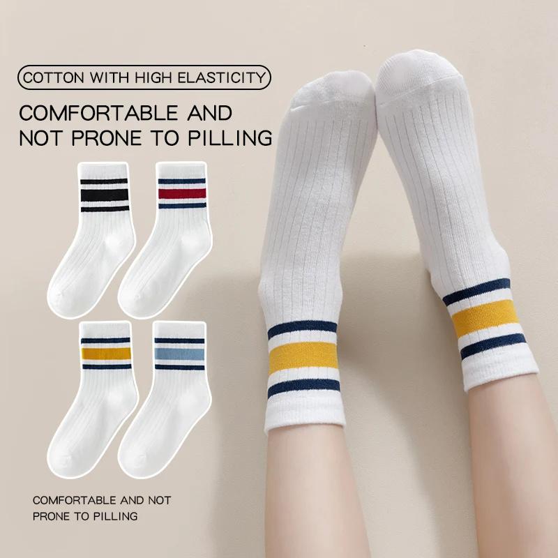 Quatre paires de chaussettes pour enfants pour le printemps et l'automne, style polyvalent rayé, cha