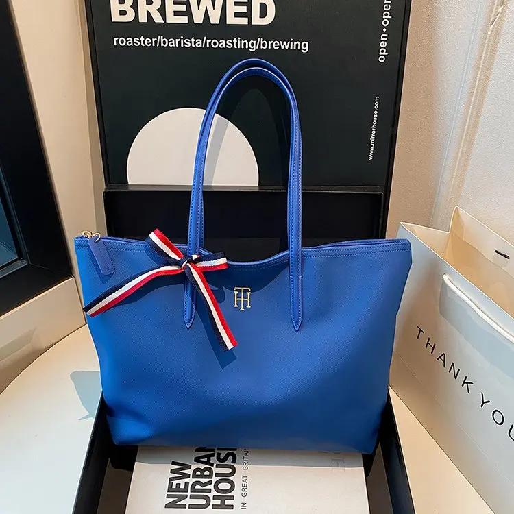 Sac à langer élégant pour femmes : grand sac fourre-tout en cuir simple, sac messager vintage tendan