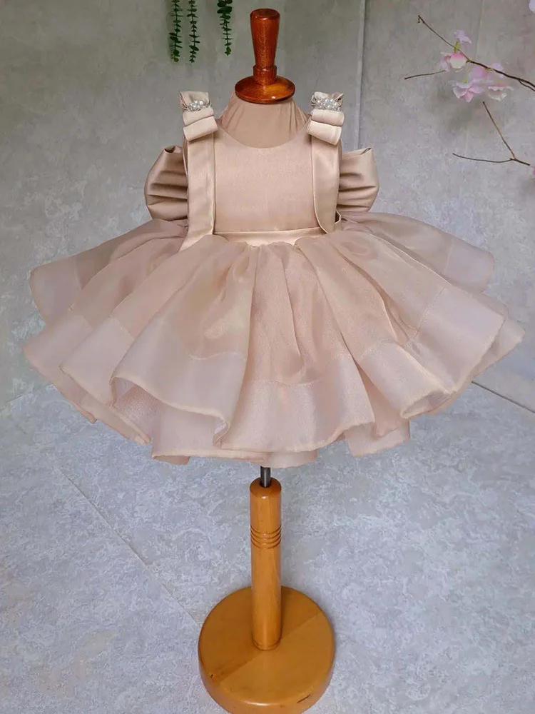 Robe pour enfantsRobe pour enfants jupe en maille bouffante couleur champagne européenne et américai