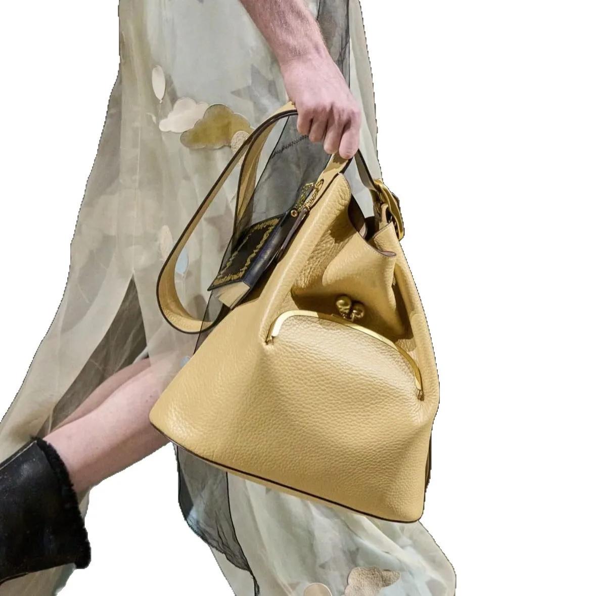 Sac à langer élégant et minimaliste de créateur pour femme, en cuir de luxe, grande capacité, sac à