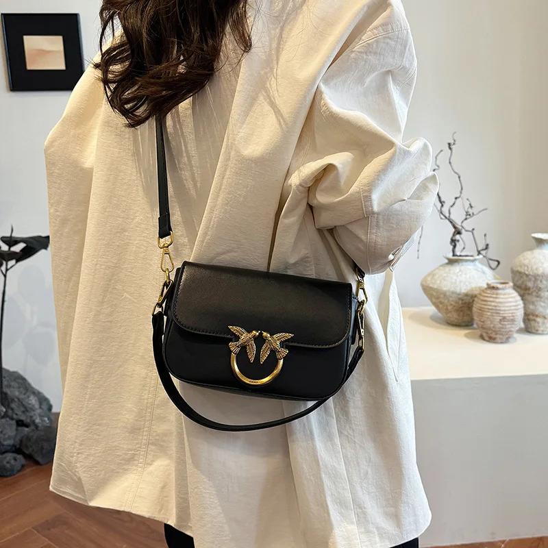 2026 Sac à bandoulière pour femme, couleur unie, sac à bandoulière, design compact, petit sac carré 