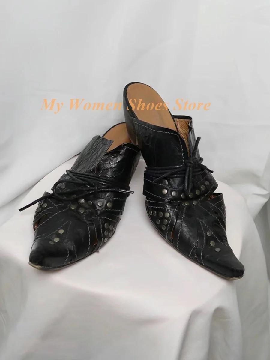 Mules à rivets et lanières, bout pointu sexy, en cuir noir mat, style défilé, collection Printemps-É