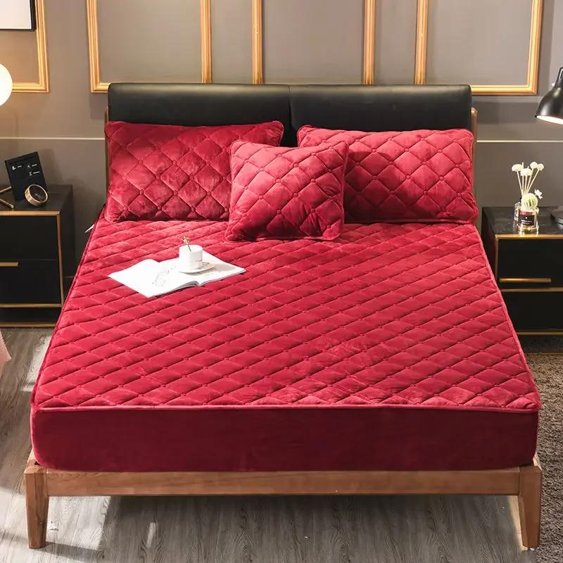 Housse de matelas matelassée épaisse en velours cristal, drap-housse chaud et doux en peluche Queen 