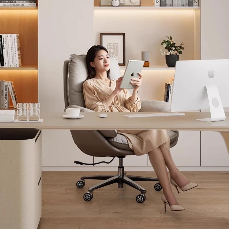 Roues nordiques chaise De bureau accoudoir réglable étude chaise Portable en cuir confortable exécut