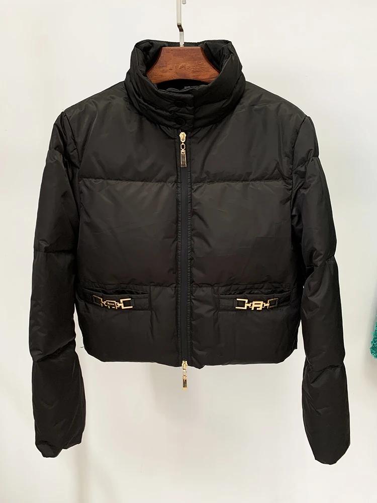 HIGH STREET Nouveauté 2026 Manteau de créateur Femme Coupe ajustée Doudoune blanche ornée de plumes 