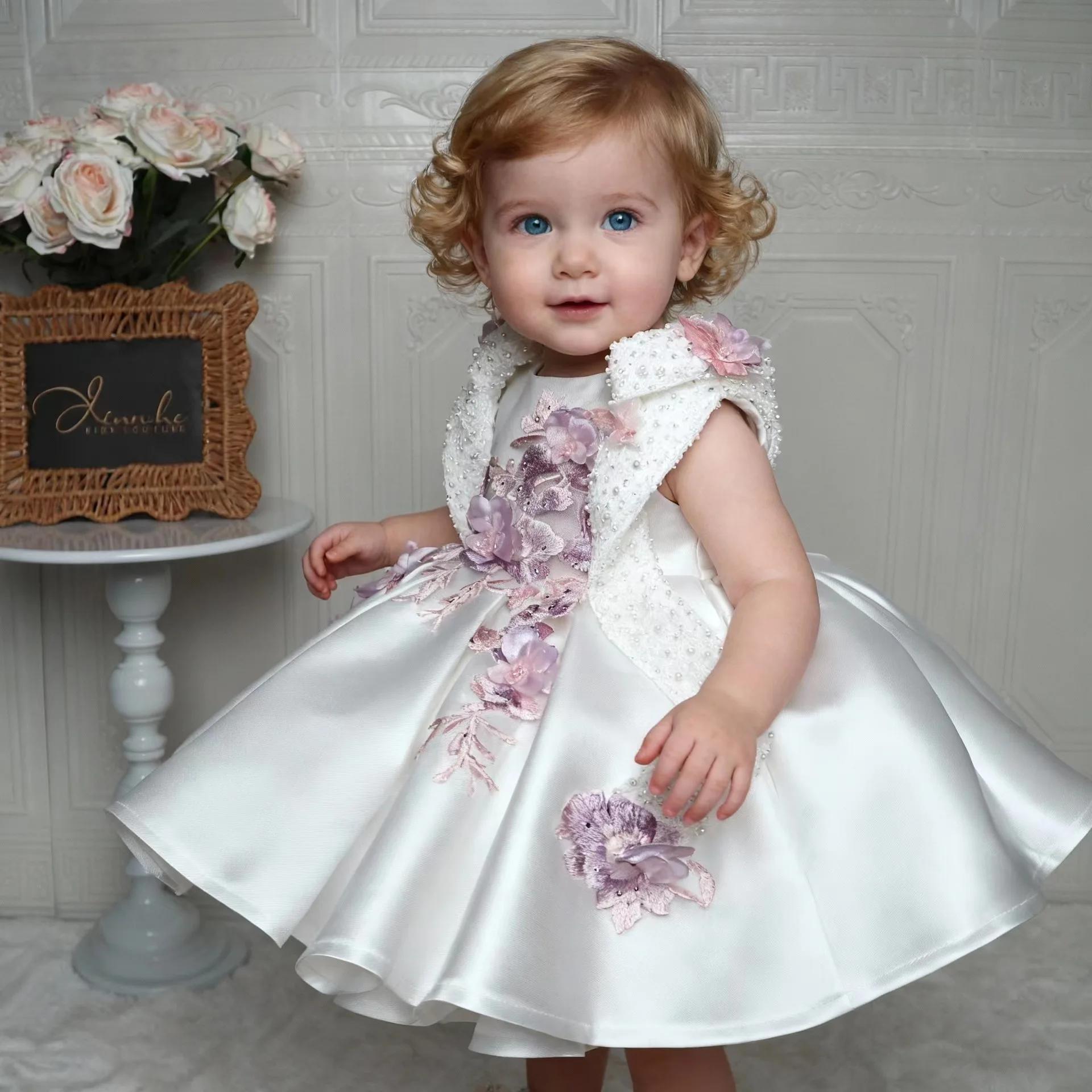 Robe princesse blanche à fleurs pour enfants, tenue Tutu brodée d'un an, sans manches, haut de gamme