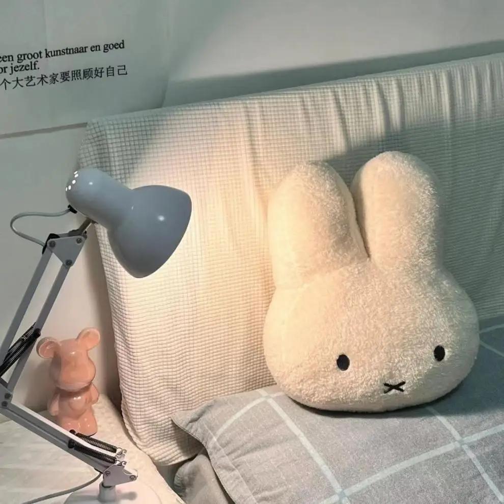 Miffy – poupée en peluche yeux noirs, jouet mignon, oreiller de lit Kawaii, doux et confortable, cou