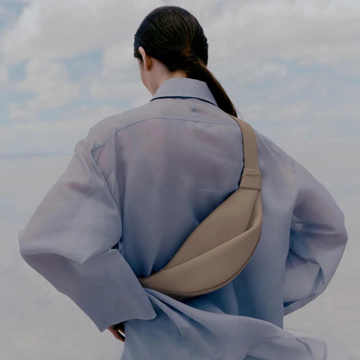 Sac de taille torsadé beige clair à la mode pour femmes, sac de ceinture simple, sac de taille décon