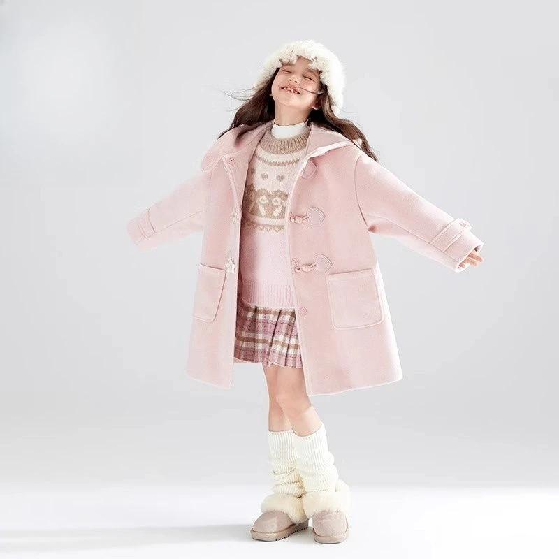 2025 nouveau manteau d'hiver manteau à capuche en laine rose pêche avec boutons en corne de chèvre é