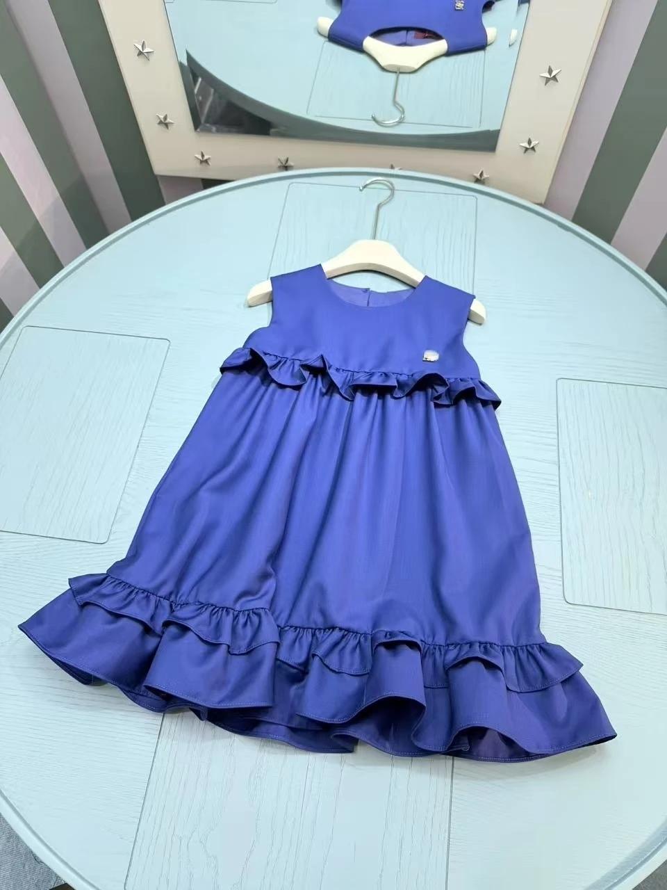 Une robe à la mode pour filles haut de gamme avec une nouvelle robe d'été à manches courtes en coton