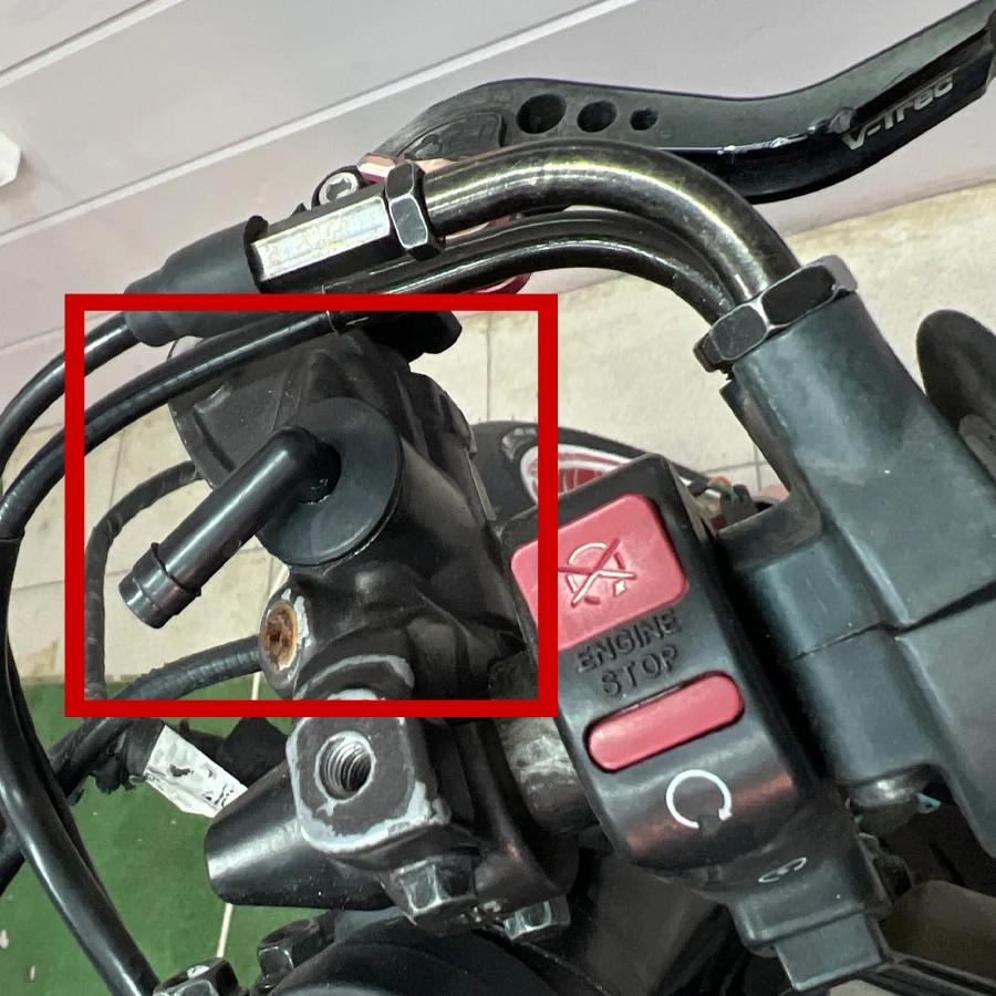 Joint universel de connecteur de tuyau d'huile de maître-cylindre d'embrayage de frein de moto pour 