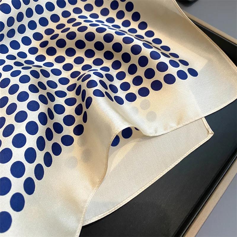 100% Foulard en soie véritable nouveau 70CM châle naturel enveloppes femmes dames mode foulards Foul