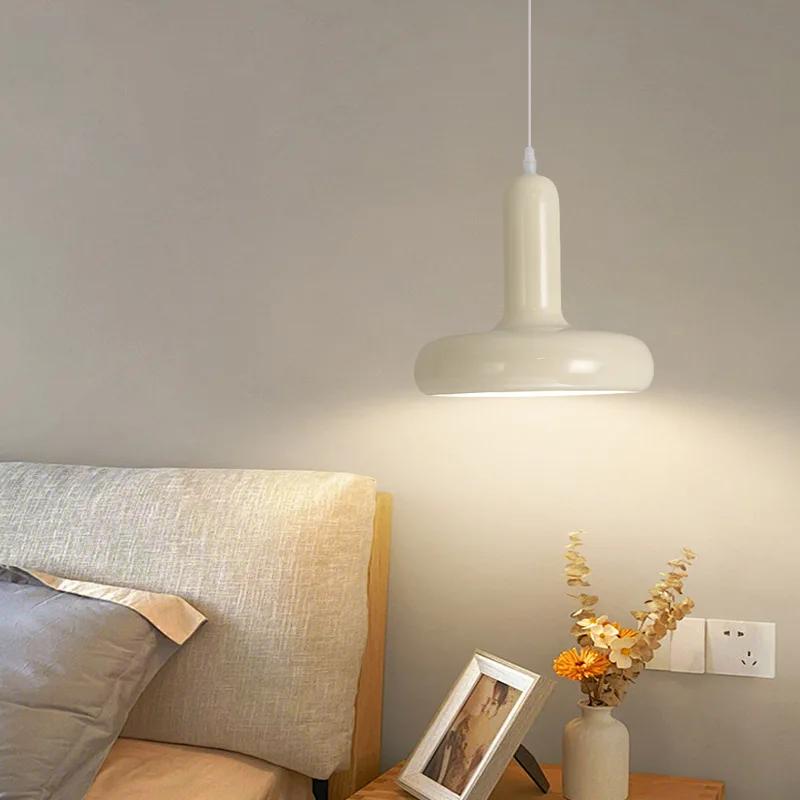 Lampe suspendue de chevet, personnalité créative, Art Simple, moderne, Style crème, lustre de maison