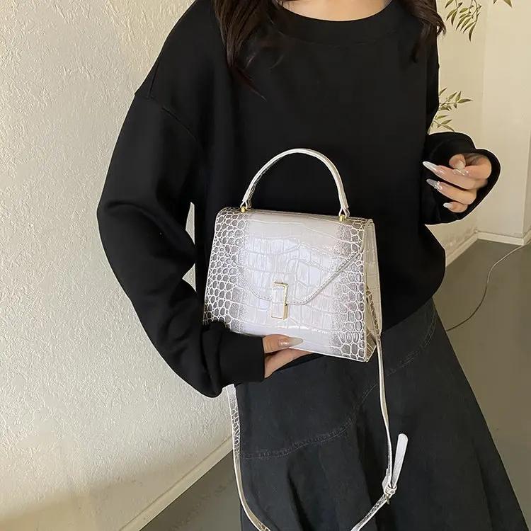 Sac messager en cuir d'inspiration vintage pour femme, sac à bandoulière de luxe de créateur, grande