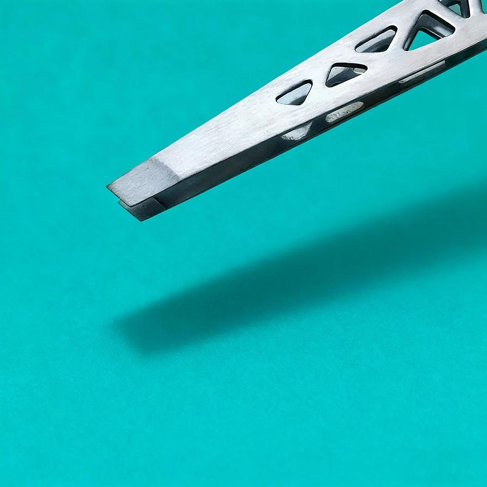 Pincettes de précision professionnelles en acier inoxydable, pointes plates et angulaires pour façon