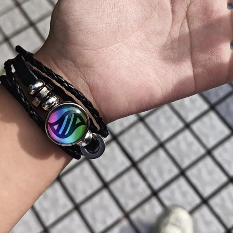 Pokémon Mega Stone porte-clés Anime périphérique créativité exquise mode cuir noir corde boucle port