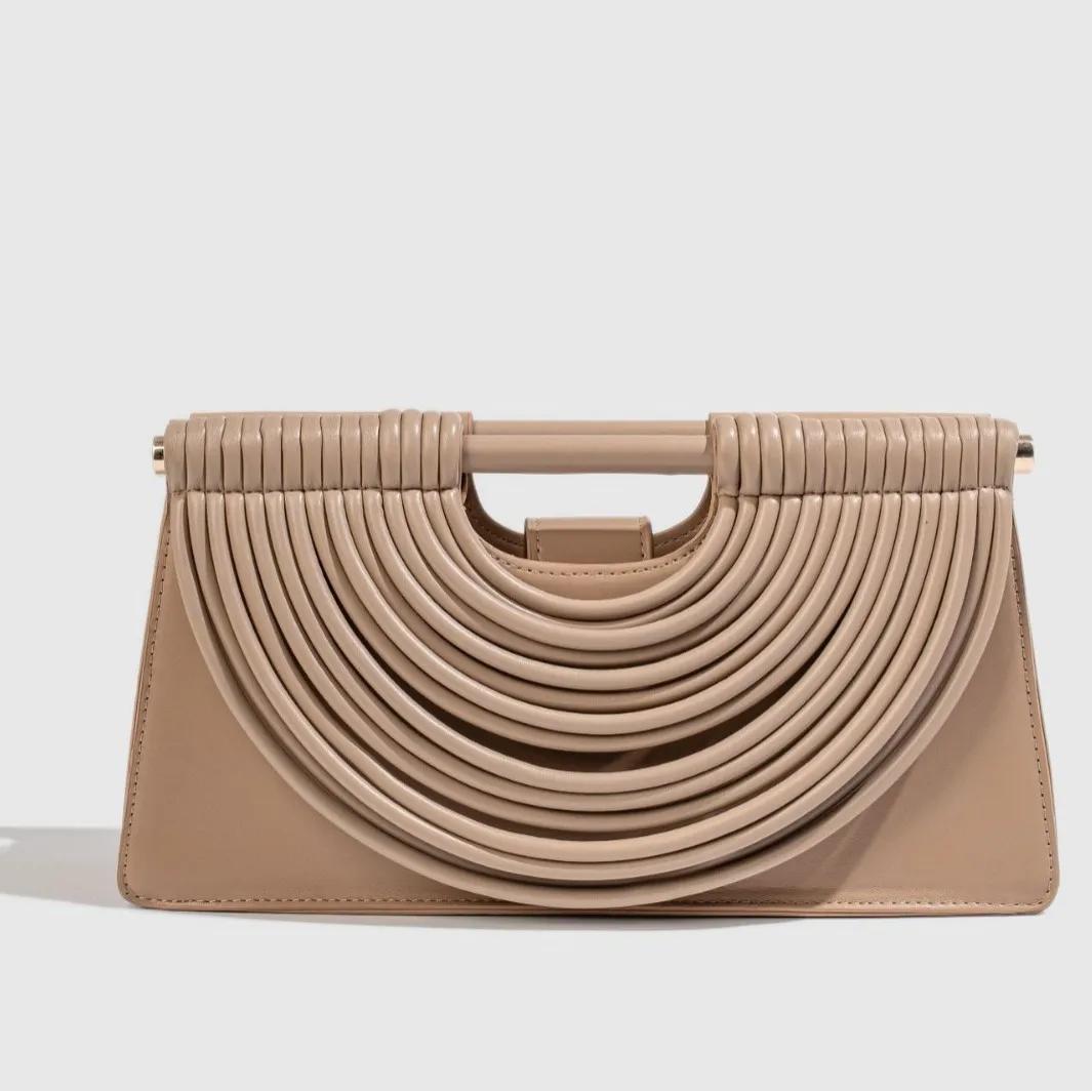 Sac à langer pour femme de grande capacité, design classique, mode parisienne, cuir élégant, minimal