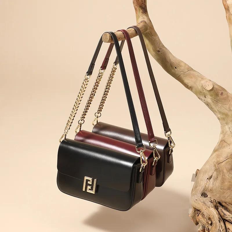 Sac carré en cuir de vache lisse pour femmes – Sac à bandoulière élégant sous les bras pour filles p