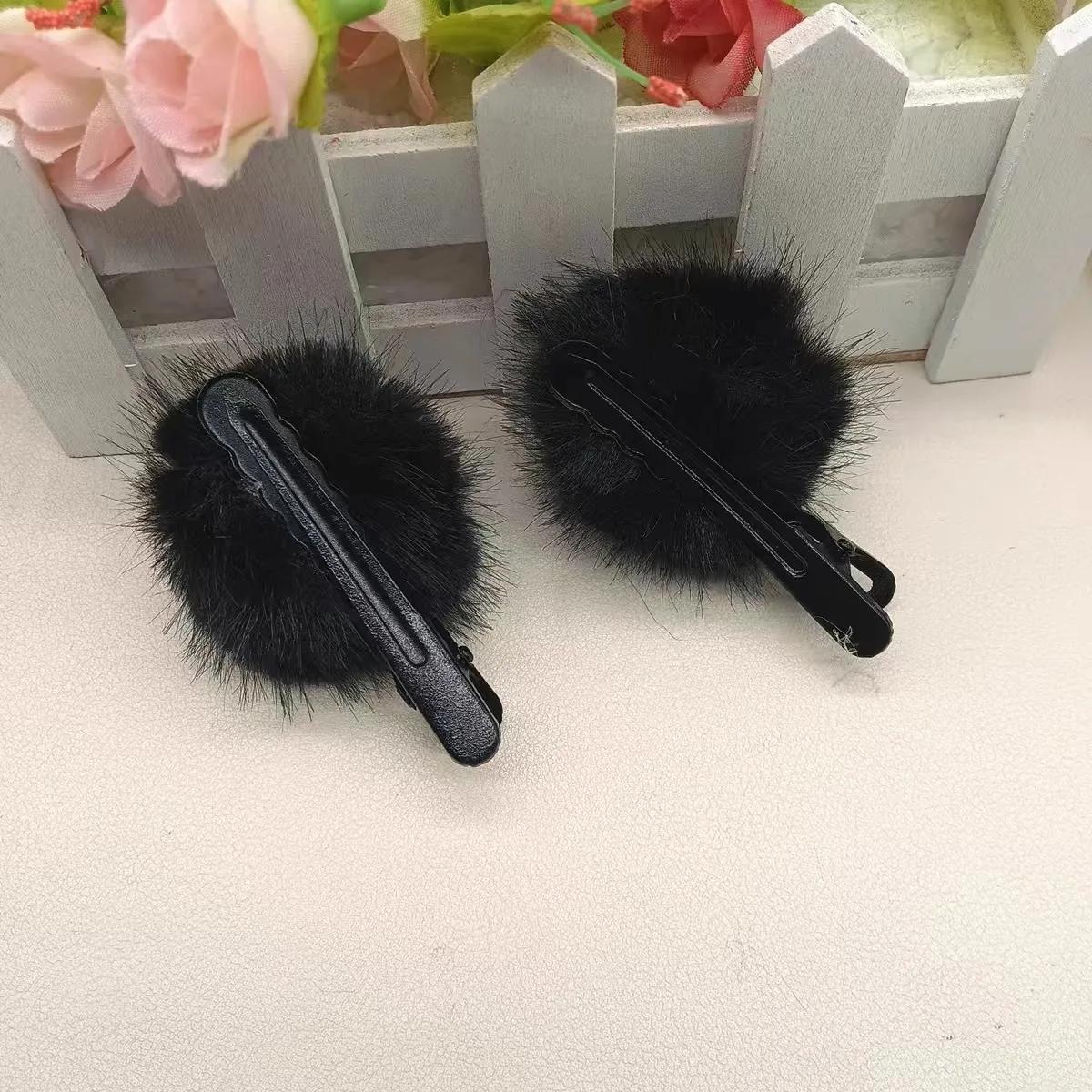 Jolie pince à cheveux noire floue pour femmes – Design de grands yeux, accessoires de cheveux adorab