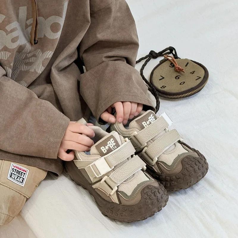 Baskets épaisses pour enfants, chaussures d'hiver en coton Velcro avec semelle à pointes, fond de pn