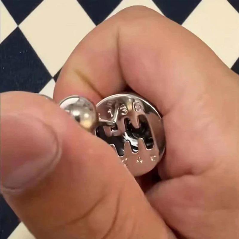 Porte-clés en métal créatif, levier de vitesses de voiture, boîte de vitesses manuelle à six vitesse