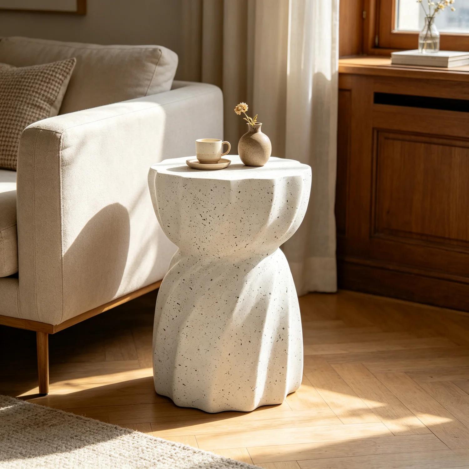 Table d'appoint contemporaine en béton léger