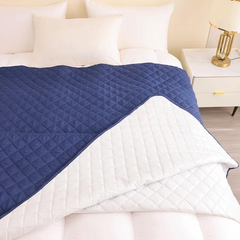 Protège-lit matelassé imperméable anti-salissures pour animaux de compagnie