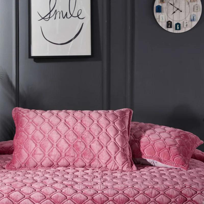 Couvre-lit matelassé en velours à carreaux