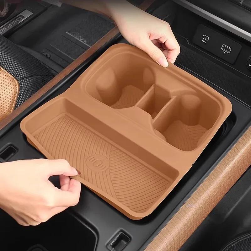 Boîte de rangement de voiture pour Defender 90 110, Console 2022 – 2024, chargeur sans fil, tapis antidérapants, tapis de tasse d'eau en Silicone, dessous de verre
