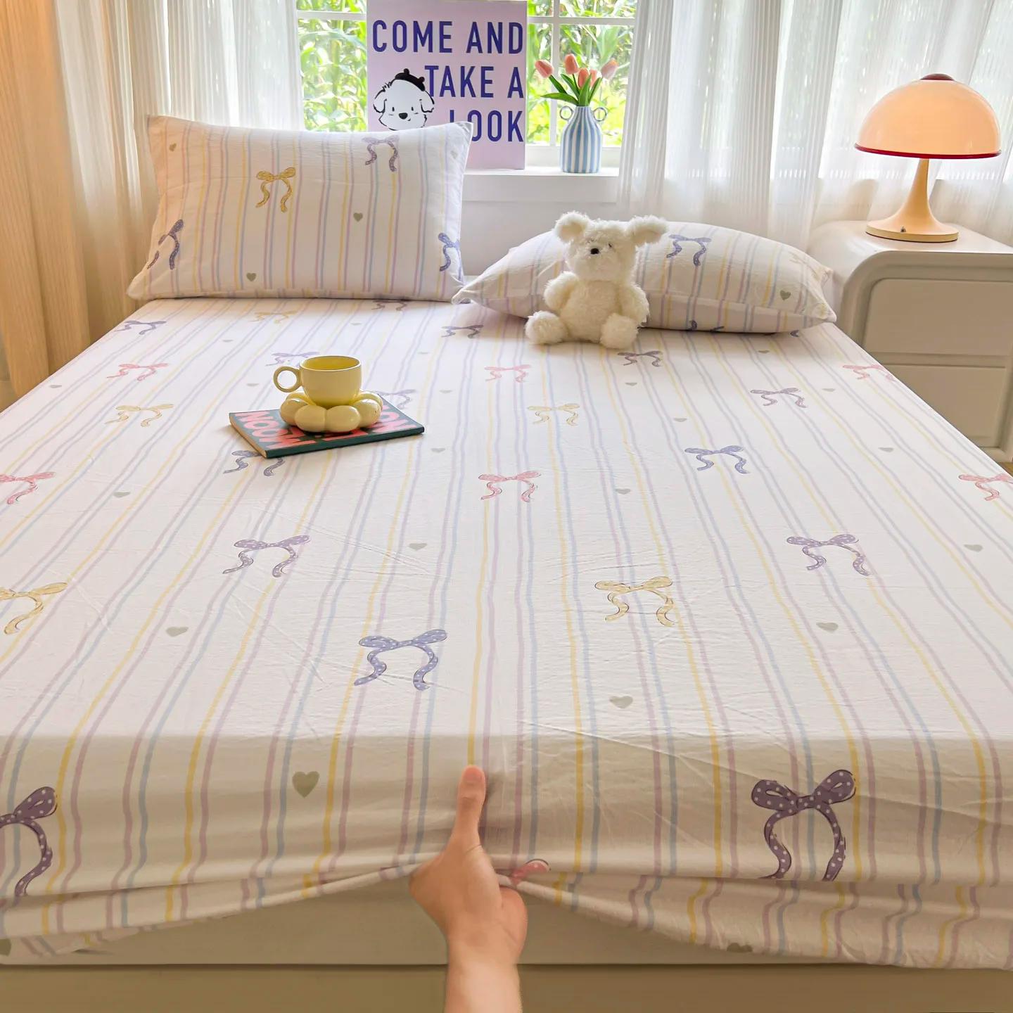 Ensemble de draps de lit à nœud rayé