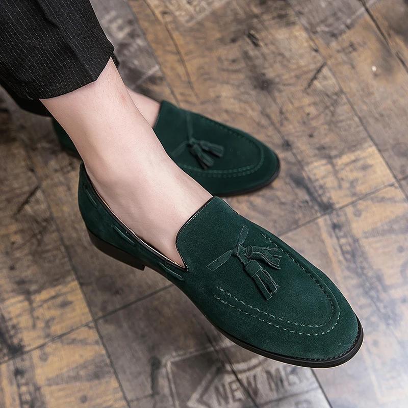 Mocassins d'été en daim à pampilles pour hommes
