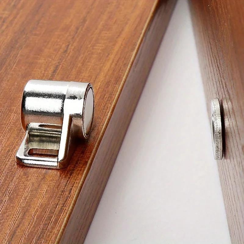 Loquet de porte d'armoire magnétique Ultra fin, bouchon de porte plus proche, accessoires de quincaillerie pour meubles de maison