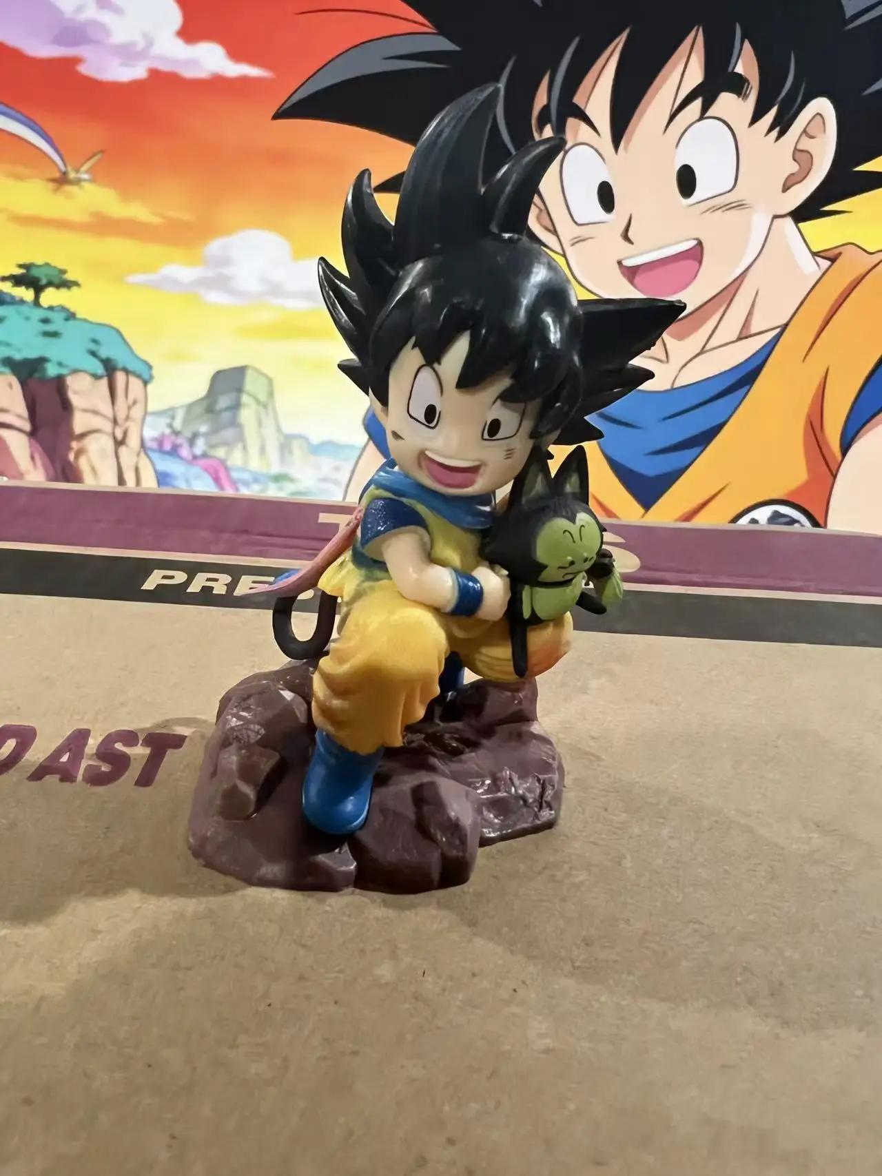 Dragon Ball enfance petit Goku câlins PVC modèle Statue-Puer Ya Mu thé petit follower Figure Collect