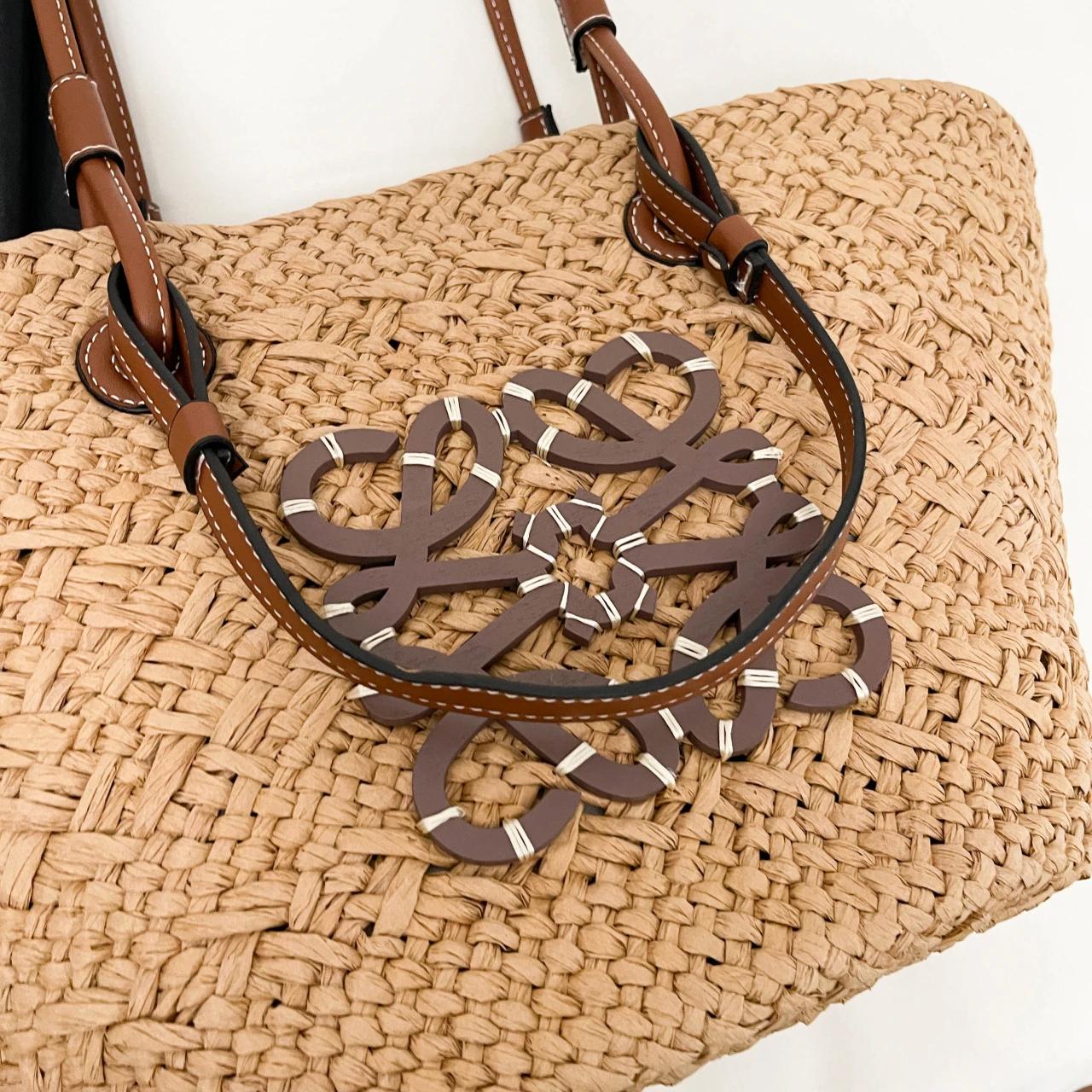 Sac à couches de luxe, fabrication artisanale raffinée, travail méticuleux et texture de haute quali