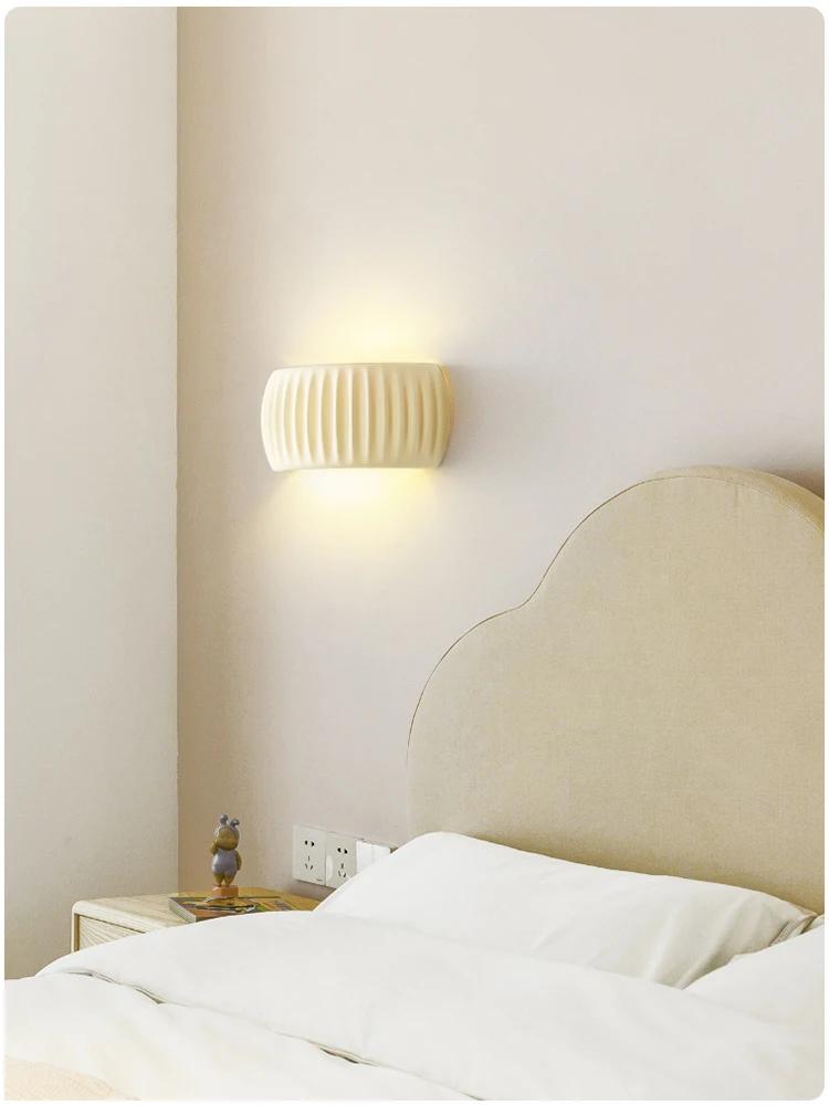 Applique murale européenne en résine pour chambre à coucher, lampe de chevet française, lampe de cou