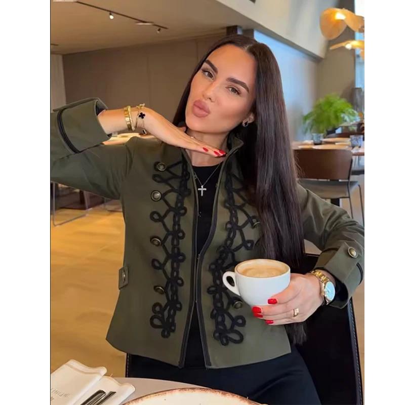 Vestes et Manteaux Printemps Femme 2026 Nouvelle Mode Rétro Élégante Slim Blazers Chic Jeunesse Voya